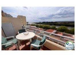 Piso En venta en Empuriabrava photo 0