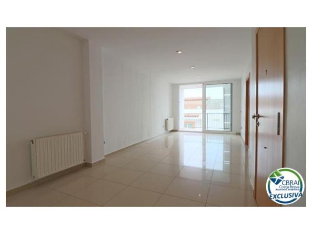Piso En venta en Roses photo 0