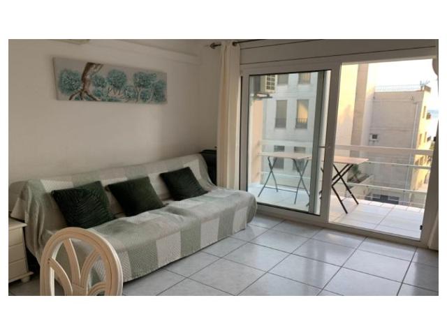 Piso En venta en Roses photo 0