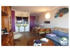 Piso En venta en Empuriabrava photo 0