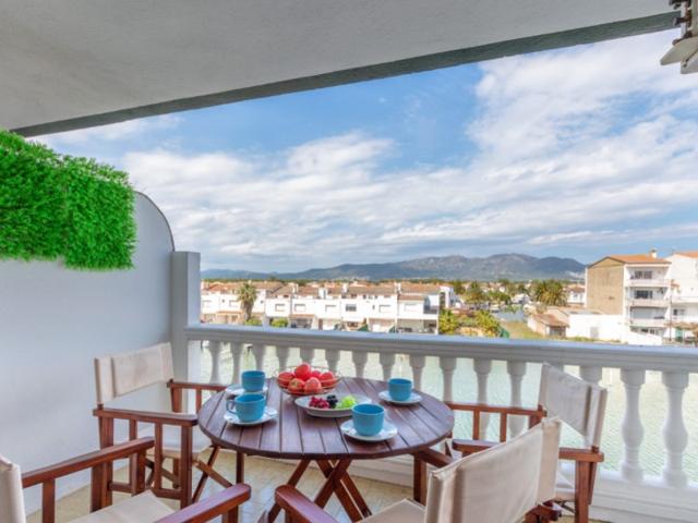 Piso En venta en Empuriabrava photo 0