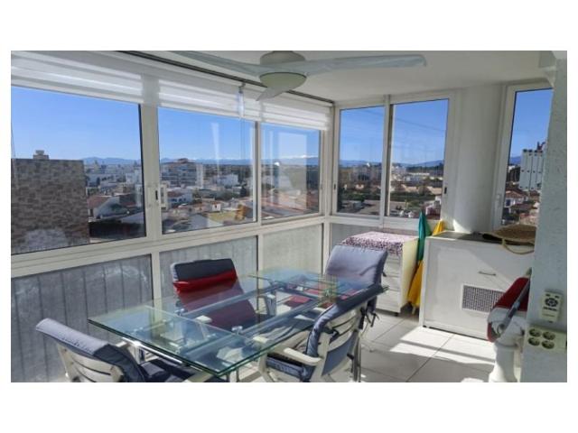 Piso En venta en Roses photo 0