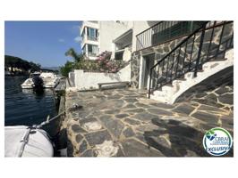 Piso En venta en Empuriabrava photo 0
