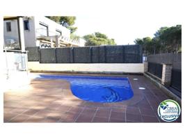 Casa En venta en Roses photo 0