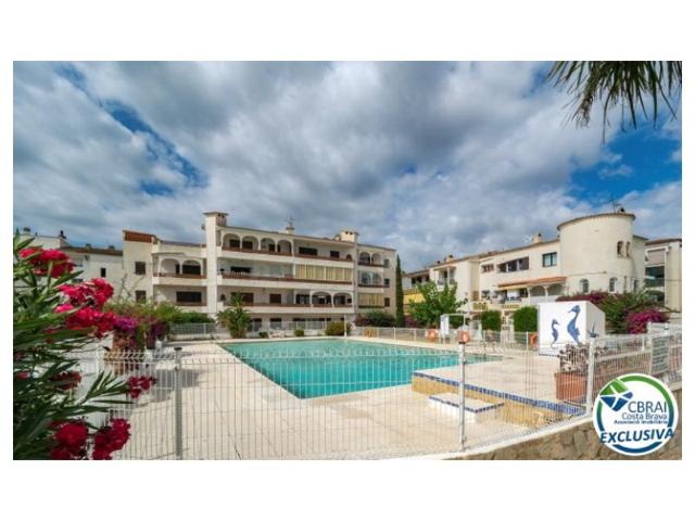 Piso En venta en Empuriabrava photo 0