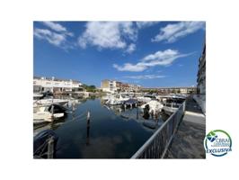 Piso En venta en Empuriabrava photo 0