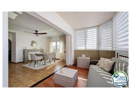 Piso En venta en Roses photo 0