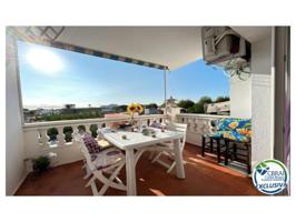 Piso En venta en Empuriabrava photo 0