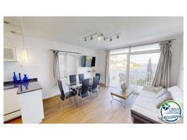 Piso En venta en Roses photo 0