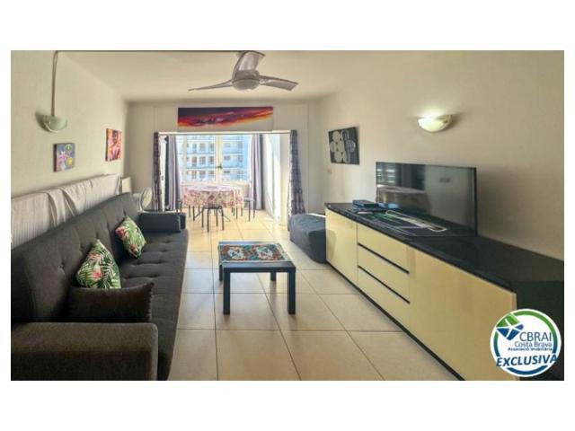 Piso En venta en Roses photo 0