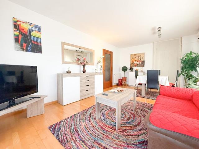 Piso En venta en Figueres photo 0