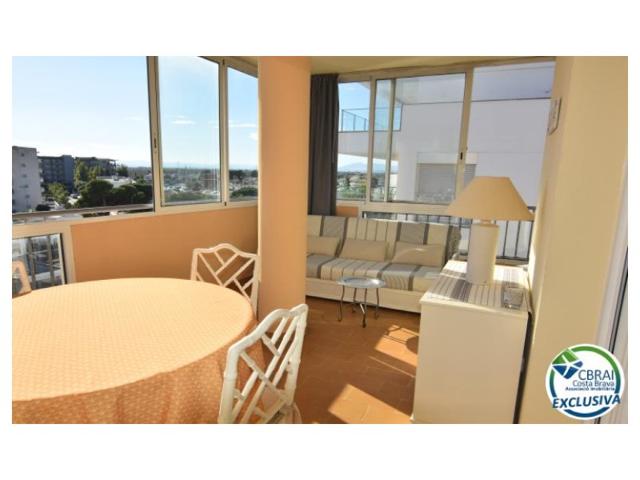 Piso En venta en Roses photo 0