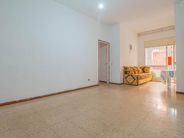 Piso En venta en Figueres photo 0