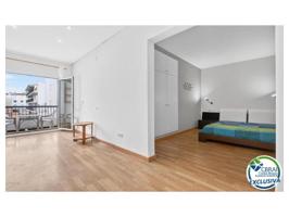 Piso En venta en Empuriabrava photo 0