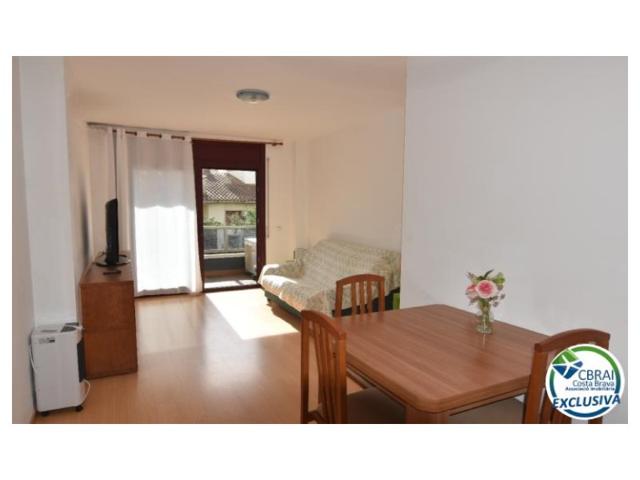 Piso En venta en Roses photo 0