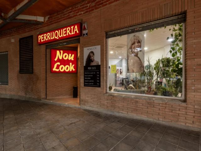 Local En venta en Figueres photo 0