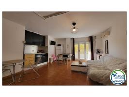 Piso En venta en Empuriabrava photo 0