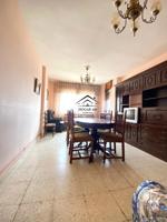¡Piso en venta en Ronda de la Pizarra, Cáceres! photo 0