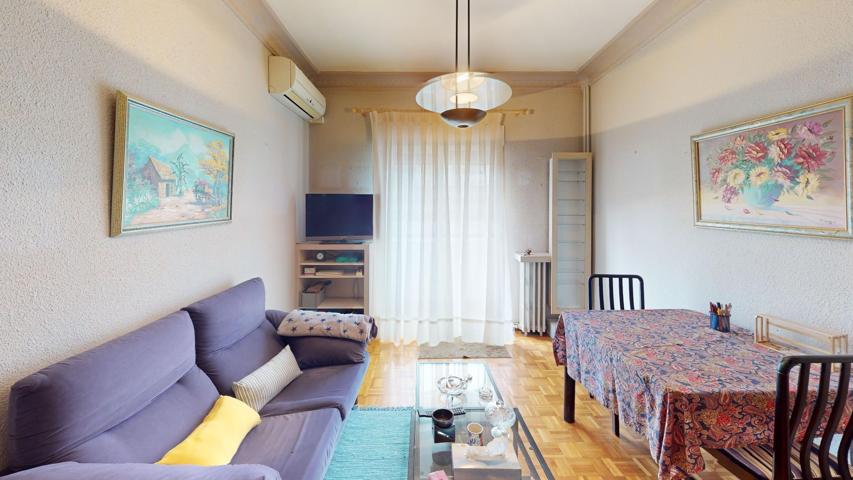 Piso En venta en Zaragoza photo 0