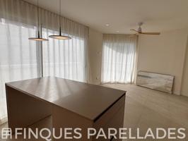 Espectacular ático de obra nueva CON MUEBLES en el centro de Sitges con terraza. photo 0