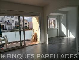 Luminoso piso con inquilino en pleno centro de Sitges – ¡Ideal para inversión! photo 0