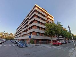 ¡OPORTUNIDAD DE ALQUILER EN VILANOVA I LA GELTRÚ! LOCAL DIÁFANO CON TERRAZA Y SALIDA DE HUMOS photo 0