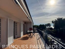 Exclusivo ático esquinero en el Viñet con plaza de parking photo 0