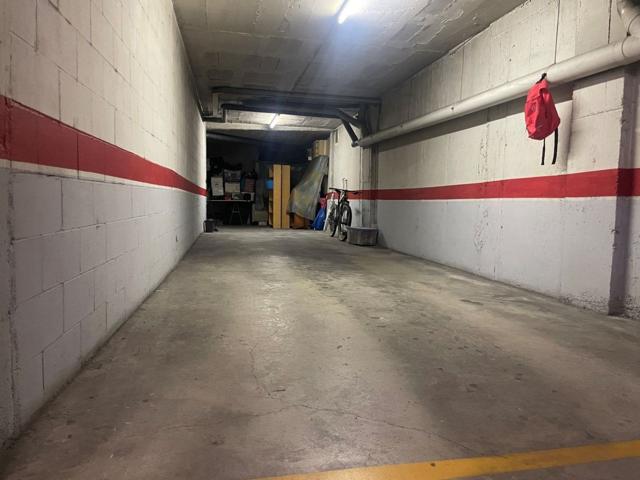 Parking En venta en Girona - Eixample, Girona photo 0