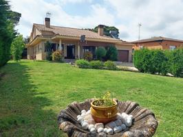 CASA AÏLLADA AMB OPCIÓ DE DOBLE VIVENDA A CALDES DE MALAVELLA photo 0