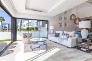 Casa-Chalet en Alquiler en Estepona Málaga photo 0