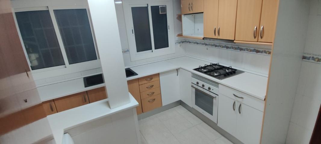 Piso en Venta en Badalona Barcelona LLEFIA photo 0