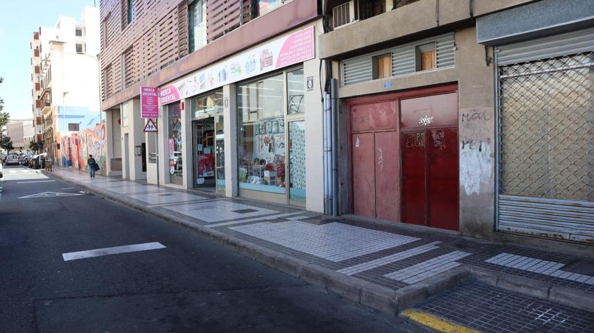 Local - Almacen en zona de Arenales photo 0