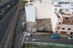 ¡Gran oportunidad de inversión en el Barrio de la Suerte, Las Palmas de Gran Canaria! photo 0