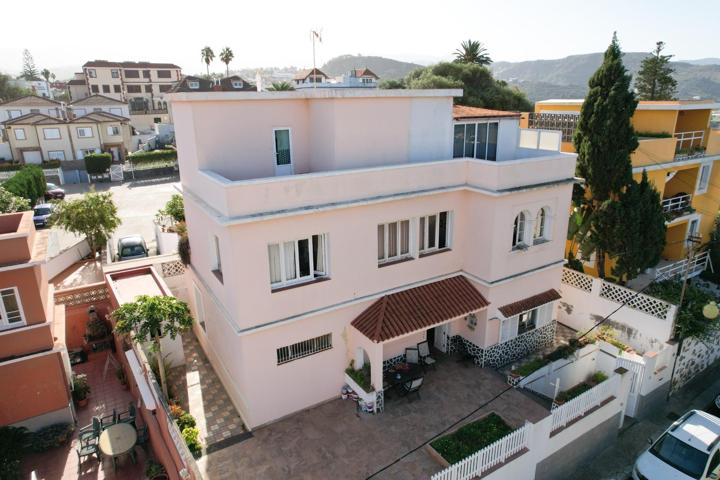 Vivienda Unifamiliar en zona Tafira Alta photo 0