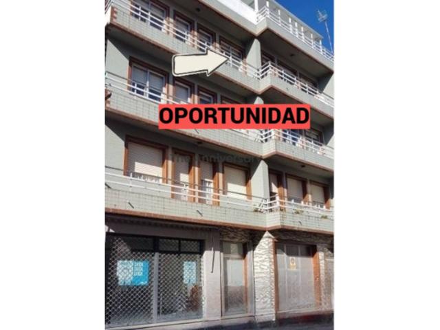 Venta de un amplio piso en Outes photo 0