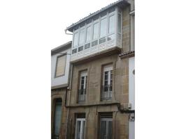 Edificio Centrico en Noia photo 0