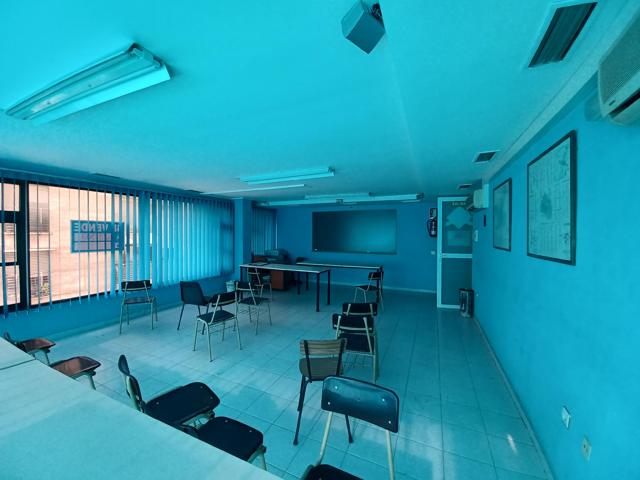 Oficina En venta en Cáceres photo 0