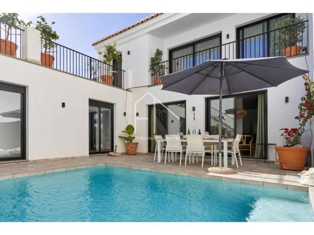 Casa de lujo en el centro del pueblo de Canillas reformada con piscina, terrazas y impresionantes vistas photo 0
