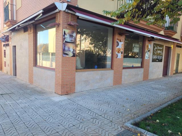 Local En venta en Andújar photo 0