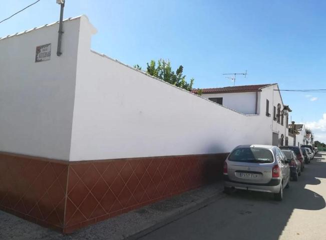 Unifamiliar Pareada En venta en Andújar photo 0