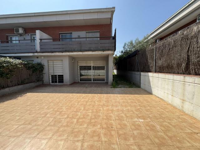 Casa En venta en Sant Celoni photo 0