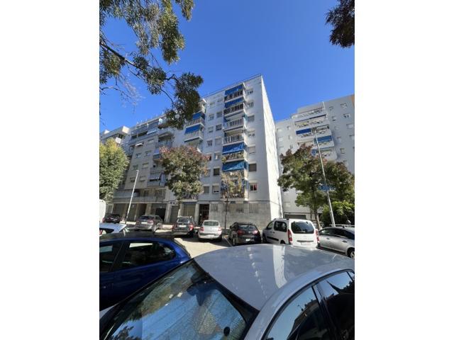 Piso En venta en Terrassa photo 0