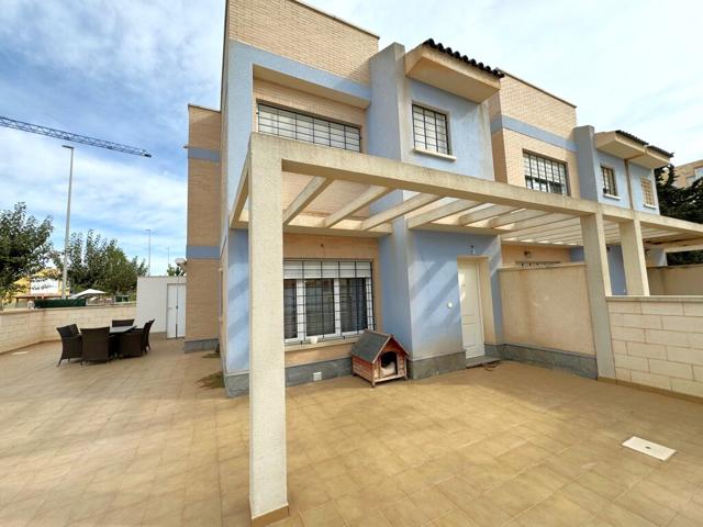 Casa-Chalet en Venta en Pilar de La Horadada Alicante photo 0