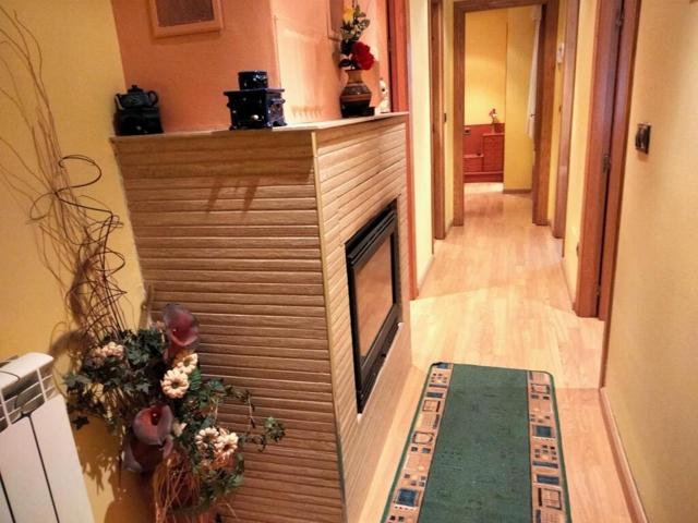 Chalet Adosado en León - Tu Cálido Refugio en la Zona de Mariano Andrés. photo 0
