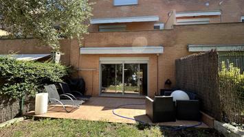 Casa con Piscina comunitaria photo 0