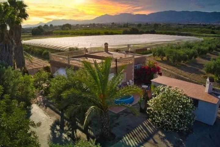 Casa De Campo En venta en Crevillente photo 0