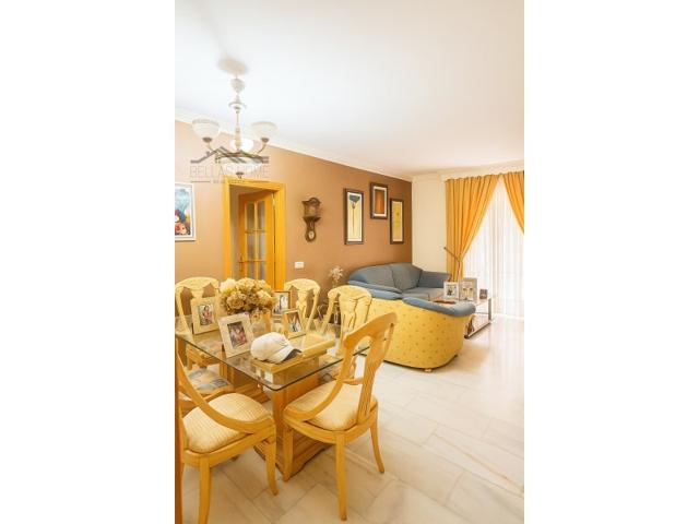 Piso En venta en Estepona photo 0