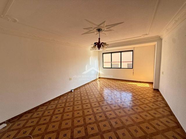Venta de piso en Vila-real, zona Madrigal photo 0