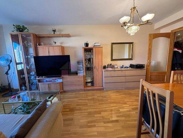 VIVIENDA EN ZONA DE HOSPITALES photo 0