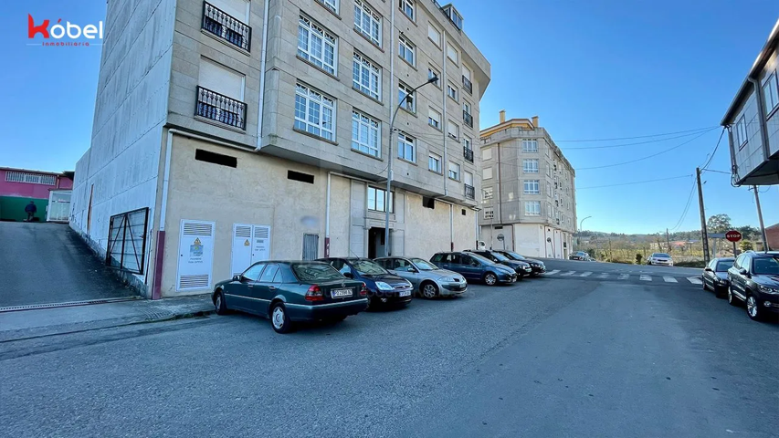 Bajo comercial de obra en A Estrada, Pontevedra photo 0